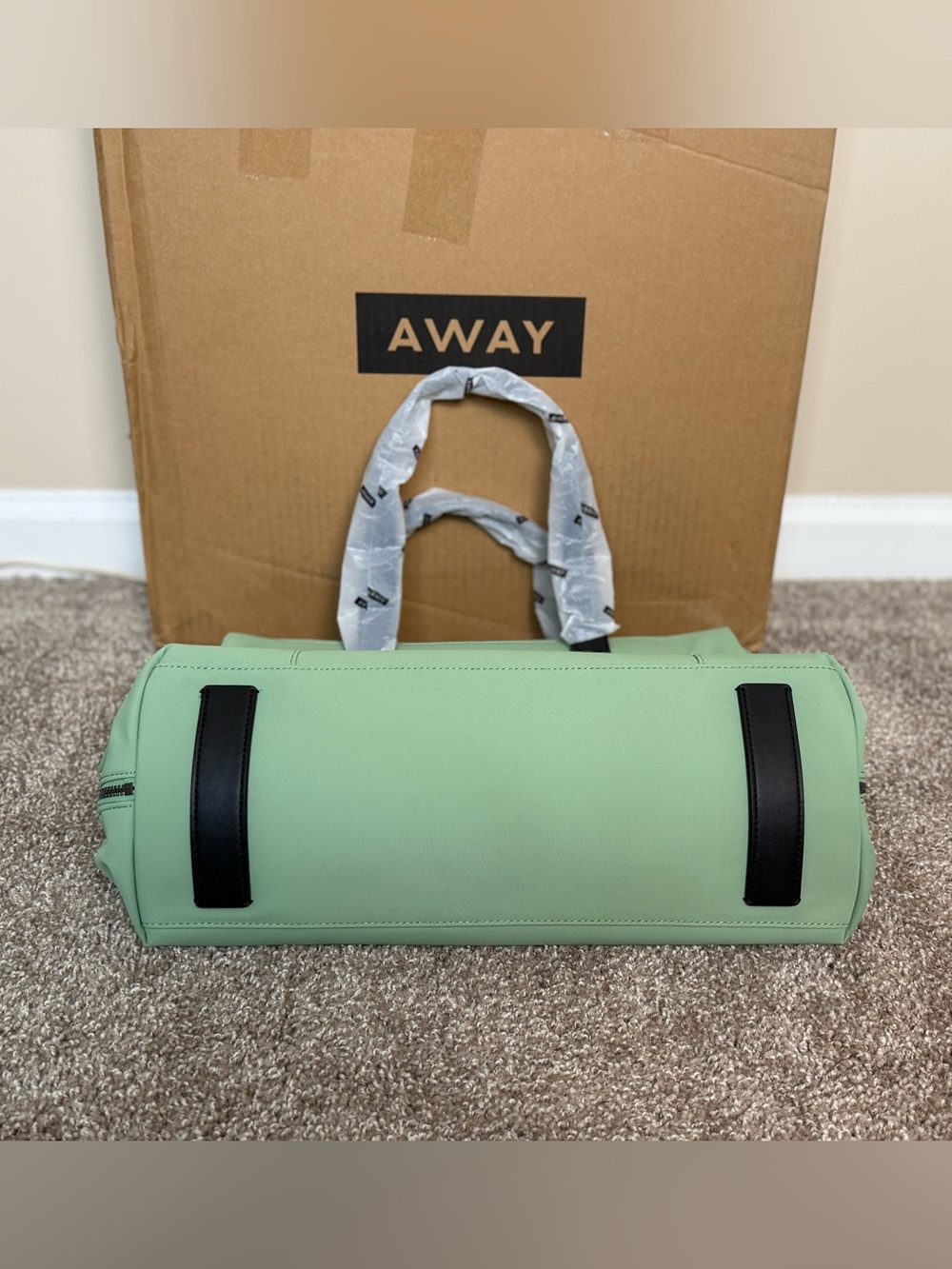 Away The Everywhere Bag - Picture 4 of 6